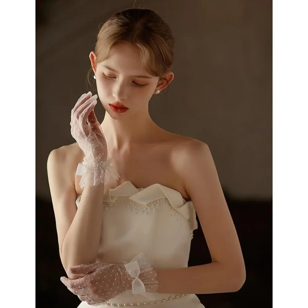 Women's Beige Short Polka Dot Lace Bow Mesh Party Wedding Bridal Gloves Prom